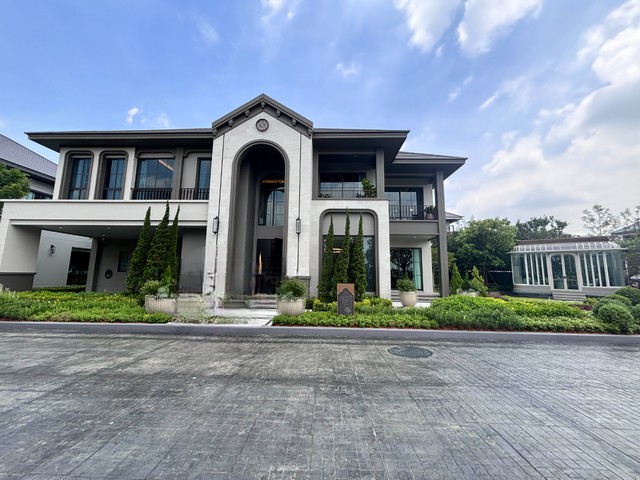 For SaleHousePhutthamonthon, Salaya : Luxury House For Sale Grand Bangkok Boulevard, Boromratchonnanee-Uthayan Road, Sala Thammasop Subdistrict, Thawi Watthana District, Bangkok 10170