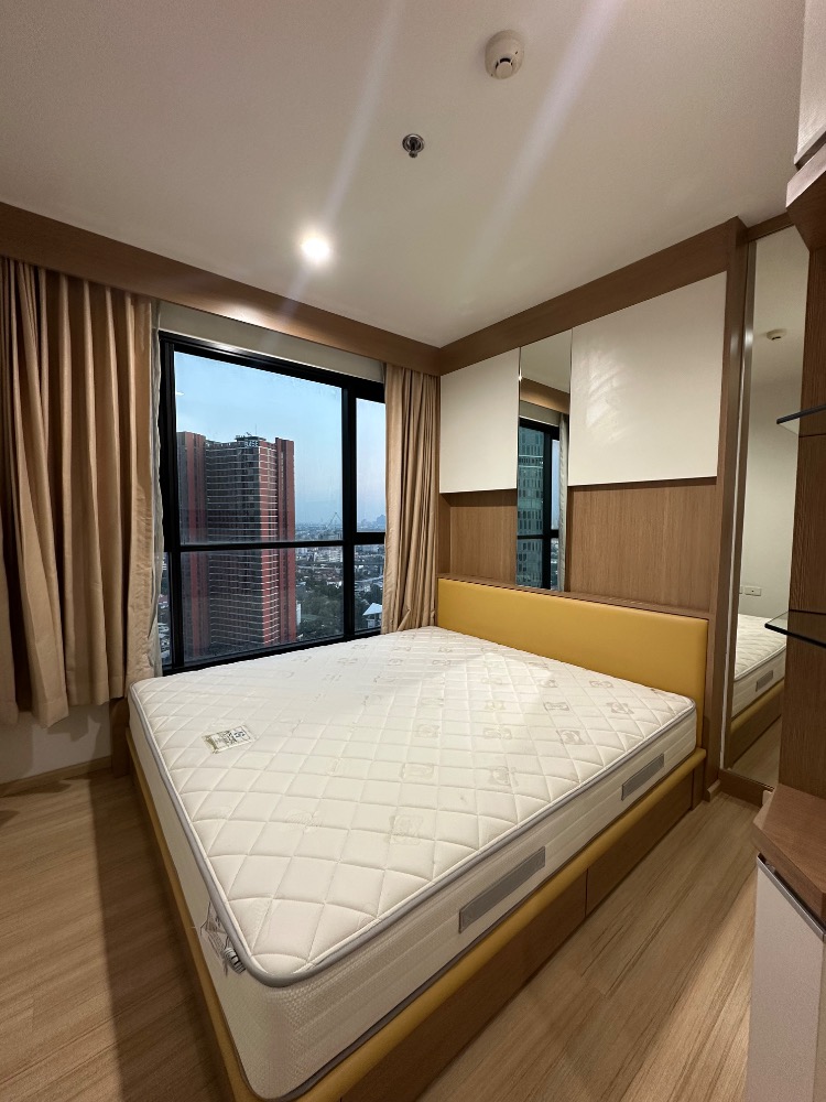 For RentCondoRama9, Petchburi, RCA : 🔴16,000฿🔴 The Base Rama 9 - Ramkhamhaeng ✅ Near MRT Rama 9, happy to serve 🙏 Interested, contact @bbcondo88 (very quick response): 📱Property code 6802-0502 📱