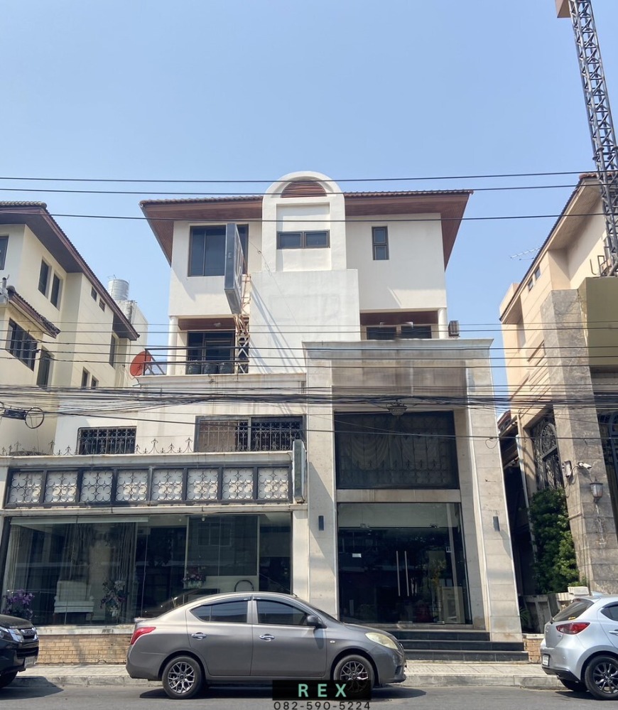 For RentHouseYothinpattana,CDC : For rent: Single house / Home Office, Lat Phrao 94, Town in Town, 4 floors, usable area 550 sq m.