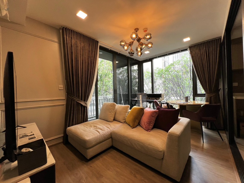 For SaleCondoSiam Paragon ,Chulalongkorn,Samyan : LTH11784- The Nest Chula-Samyan FOR SALE Size 36.7 sqm. 1 bed 1 bath Near MRT Sam Yan Station ONLY 6.28 MB