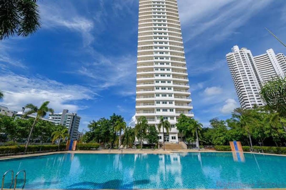 ขายคอนโดพัทยา บางแสน ชลบุรี สัตหีบ : ขายคอนโด ติดทะเลจอมเทียน วิวทะเล 8Condo For Sale: View Talay 8