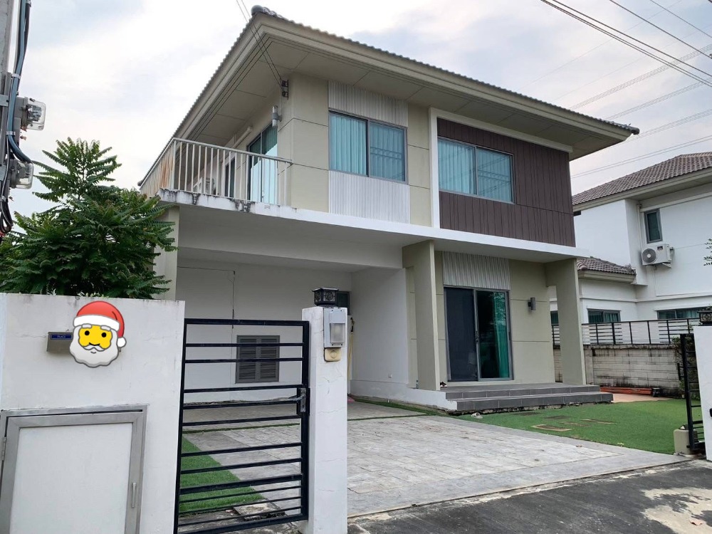 For RentHousePattanakan, Srinakarin : 🏡For rent, 2-storey detached house, Perfect Place project, new Krungthep Kreetha intersection, 3 bedrooms + 1 maid's room, fully furnished and equipped with electrical appliances, good location, near the motorway, convenient to travel into the city c