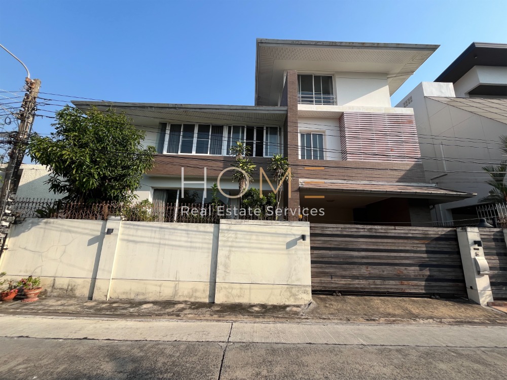 For SaleHouseRatchadapisek, Huaikwang, Suttisan : Detached House Soi Ratchada Niwet / 4 Bedrooms (SALE) RUK897