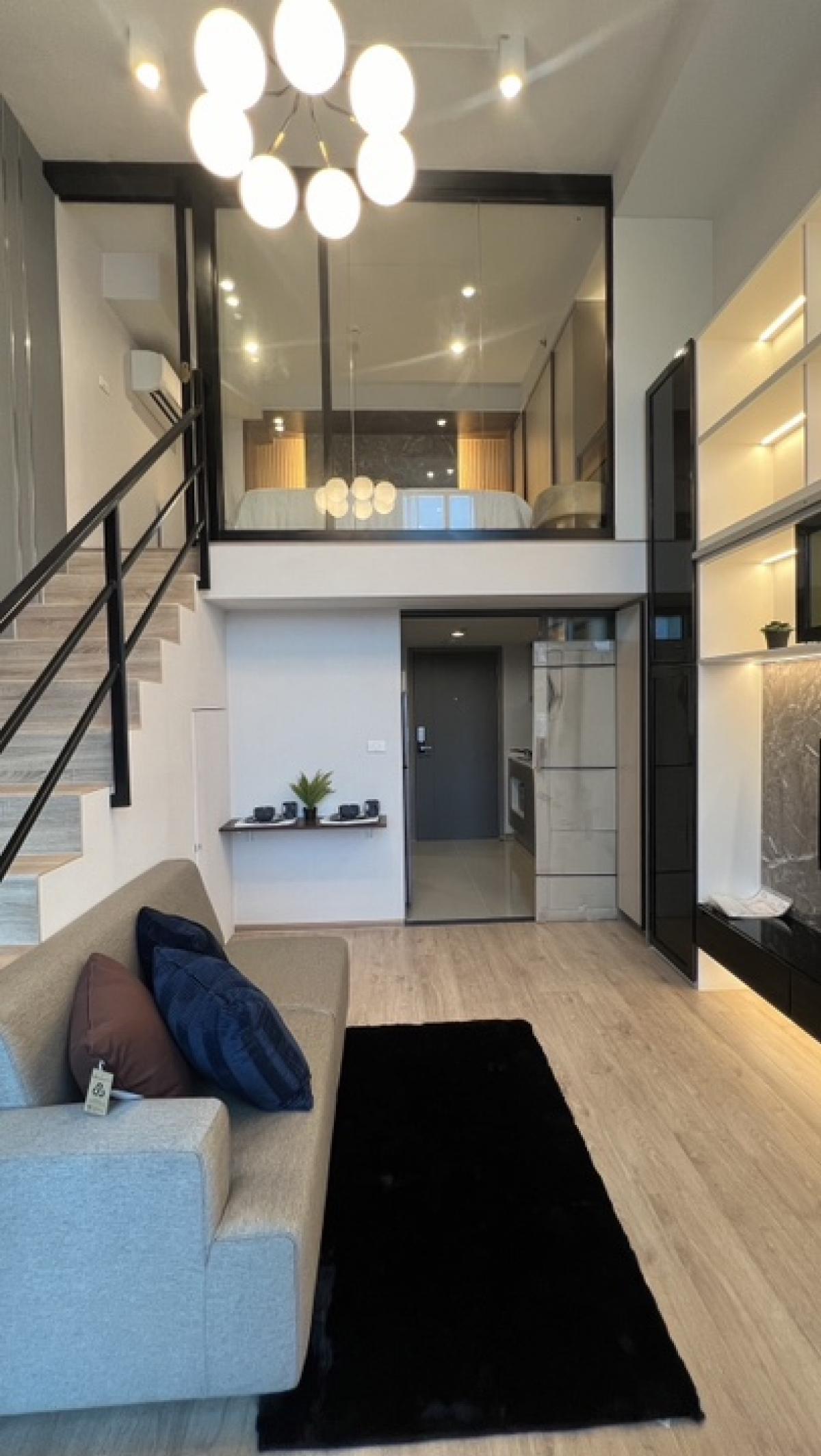 For SaleCondoRama9, Petchburi, RCA : Owner post Duplex Condominium
 5.5 M. Transfer fee included!! ( Free transfer)

Agent Welcome

Brand new Condominium:  Ideo Rama9-Asoke 

Duplex Style 2 story build-in Furniture all included.