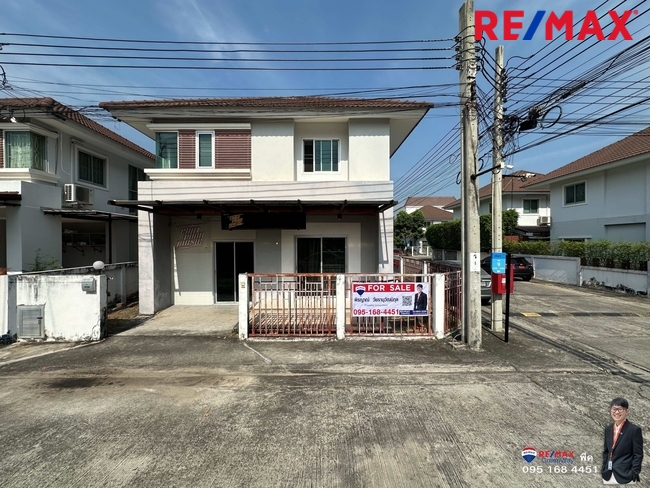 For SaleHouseRathburana, Suksawat : Single house for sale, Phutthabucha 36, ​​Saranthraphivet (corner house), best price in the project, next to bus depot No. 75