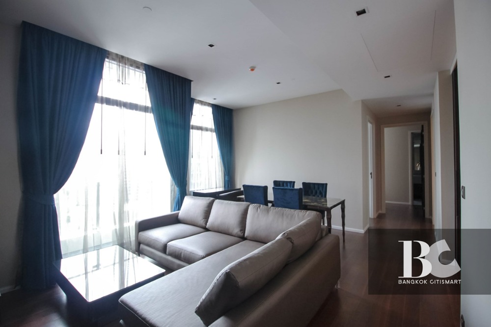 ขายคอนโดสาทร นราธิวาส : *100 Metres to BTS Phromphong* Diplomat 39 | 2 Bedrooms | 0615679963