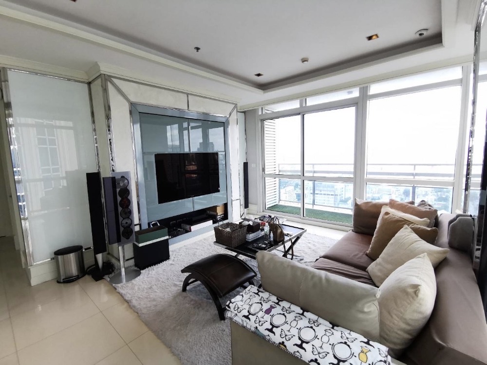 For RentCondoWitthayu, Chidlom, Langsuan, Ploenchit : ★ Athenee Residence★ 140 sq m., 37th floor (2 bedrooms, 2 bathrooms + maid's room), ★near BTS Ploenchit★near Ploenchit Market and Central Embassy ★ Many amenities ★ Complete electrical appliances