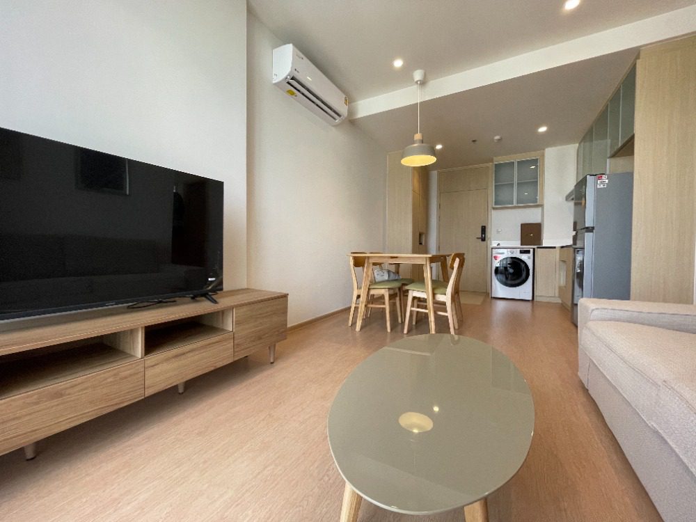 ให้เช่าคอนโดสุขุมวิท อโศก ทองหล่อ : Pet Friendly - RENT (2 Bed 61 Sqm)  @BTS Ekamai - 63,000 THB Negotiable