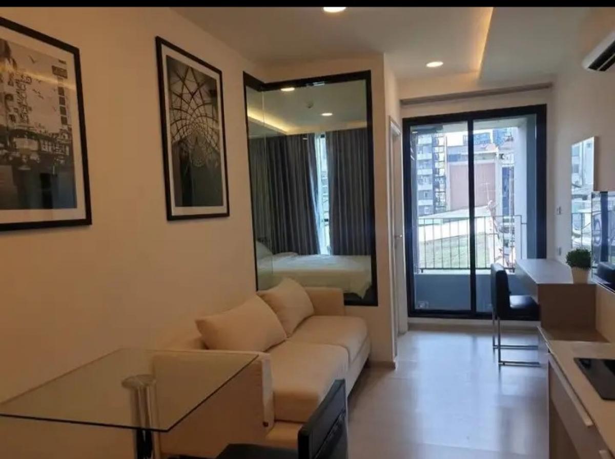 ให้เช่าคอนโดสุขุมวิท อโศก ทองหล่อ : Vtara sukhumvit 36 one bed for rent plz call 0954760193