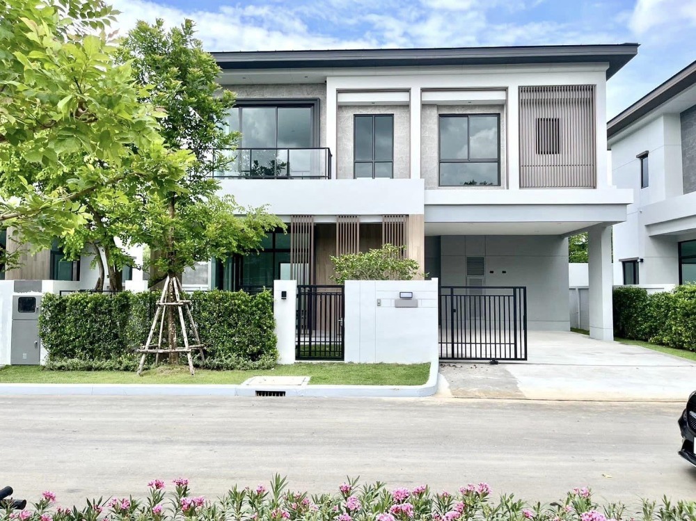 For SaleHouseBangna, Bearing, Lasalle : For sale: Fully furnished single house, BANGKOK BOULEVARD BANGNA KM.5, near BTS Udomsuk and Bangna stations.