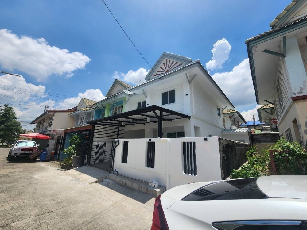 For SaleTownhousePathum Thani,Rangsit, Thammasat : 2-storey townhouse for sale, Baan Pruksa 13