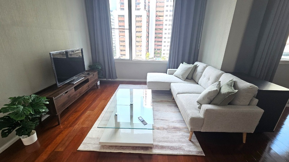 For RentCondoSukhumvit, Asoke, Thonglor : 3 bedrooms for rent at Asoke and Sukhumvit, Wind Sukhumvit 23 67k thb/month