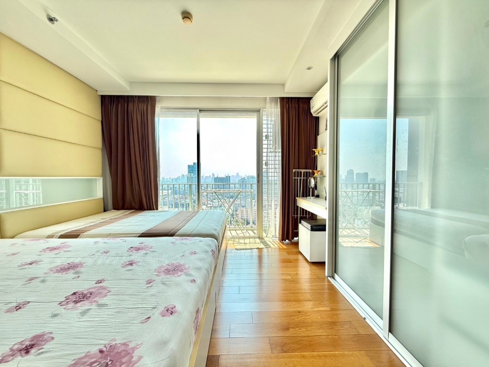 For SaleCondoLadprao, Central Ladprao : 🔥Selling a beautiful, high-floor room, hard to find🔥The Line Phahonyothin Park Building A (1 bedroom, 38 sq m.) only 3.8 MB!! Tel.0922635410 Earth