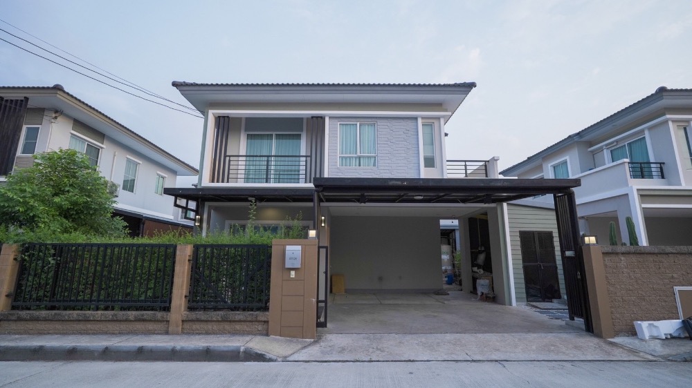 For SaleHousePathum Thani,Rangsit, Thammasat : Owner selling himself 2 storey detached house for sale, The Platon Project Phahonyothin - Rangsit Nuea 50.8 square wah, usable area 142 square meters