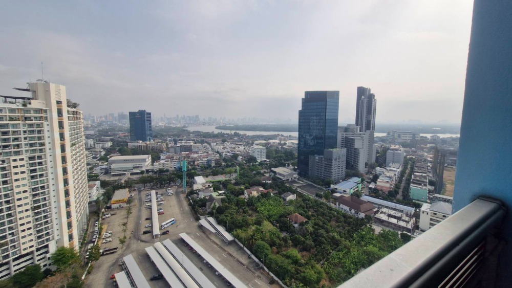 ขายคอนโดพระราม 3 สาธุประดิษฐ์ : ขาย คอนโดสวย วิวแม่น้ำ ห้องมุม 2นอน 2น้ำ Modern Home rama3 Condominium