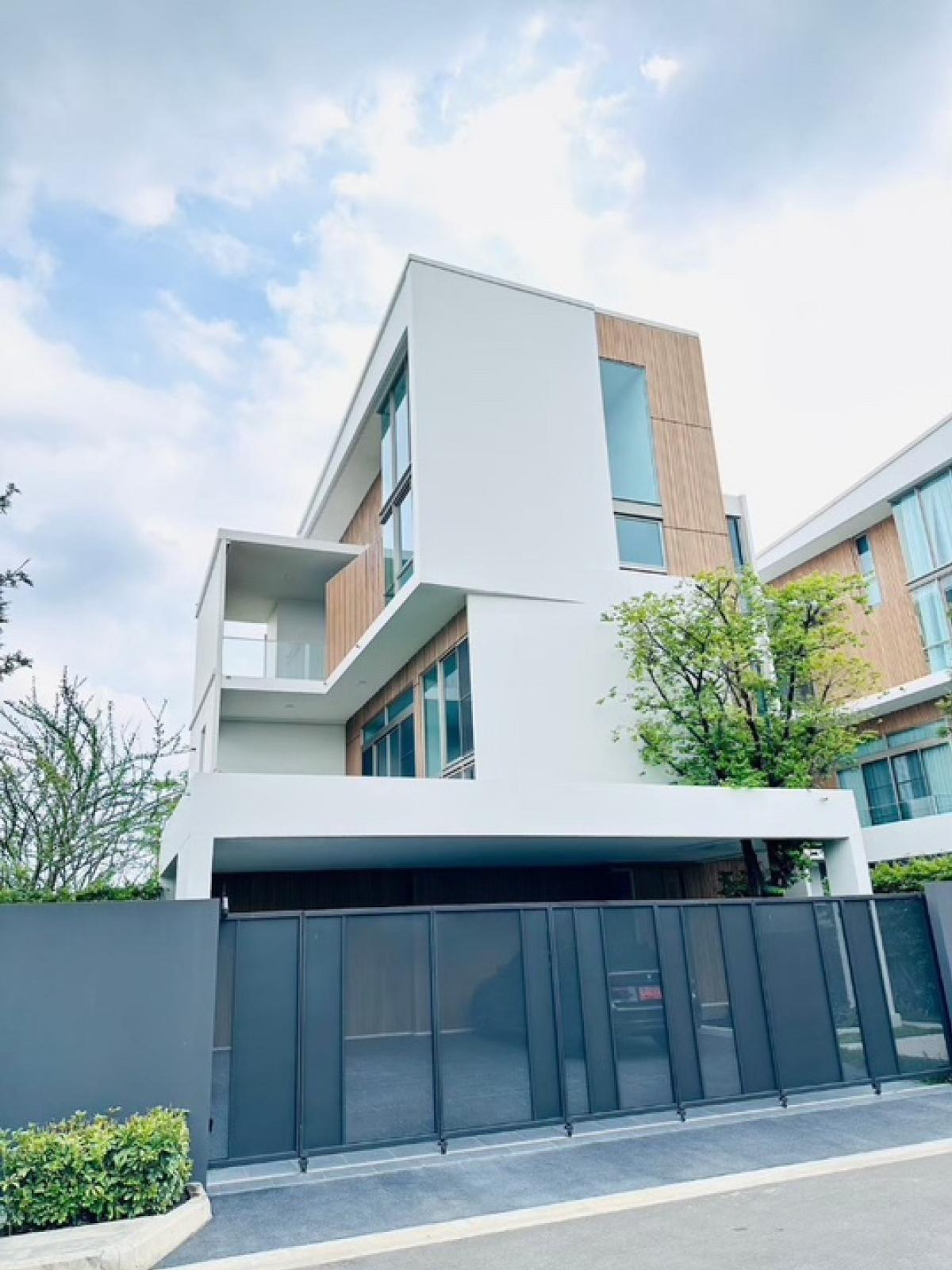 For SaleHousePattanakan, Srinakarin : WW25021 For sale #Single house, Vive Village, Rama 9, Krungthep Kreetha Road #Near Wellington College International School #Krungthep Kreetha area