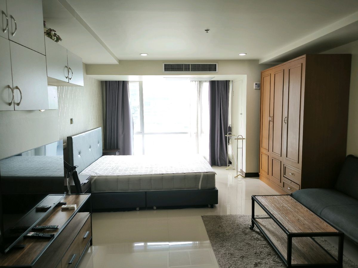 ให้เช่าคอนโดนานา : The Trendy Condominium (เดอะ เทรนดี้ คอนโดมิเนียม)