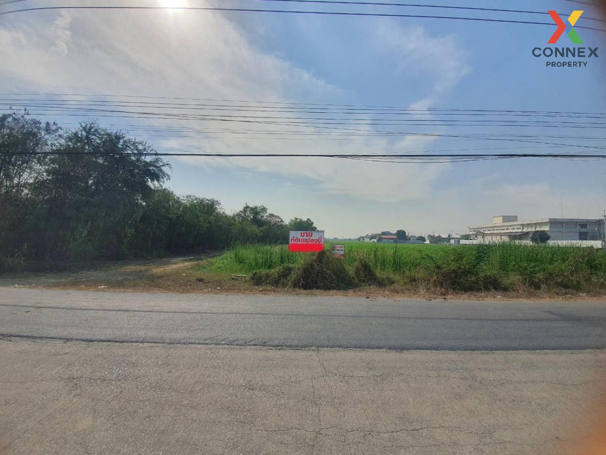 For SaleLandPhutthamonthon, Salaya : Land for sale in Khlong Yong, next to Sahaporn Road, 700 meters from the main road.  CX-115034