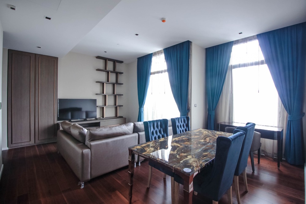 For SaleCondoSukhumvit, Asoke, Thonglor : For sale/rent: Condo The Diplomat 39, near BTS Phrom Phong 100 meters.