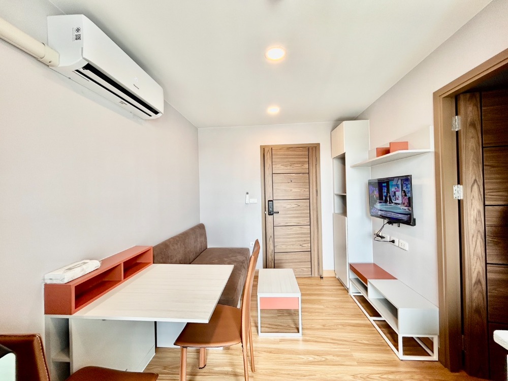 For RentCondoSamut Prakan,Samrong : 📍 Project: The Cube Loft Srinakarin) 🏠 A-715 room, 7th floor | Size: 23.2 sq.m. | 1Bath 1Living