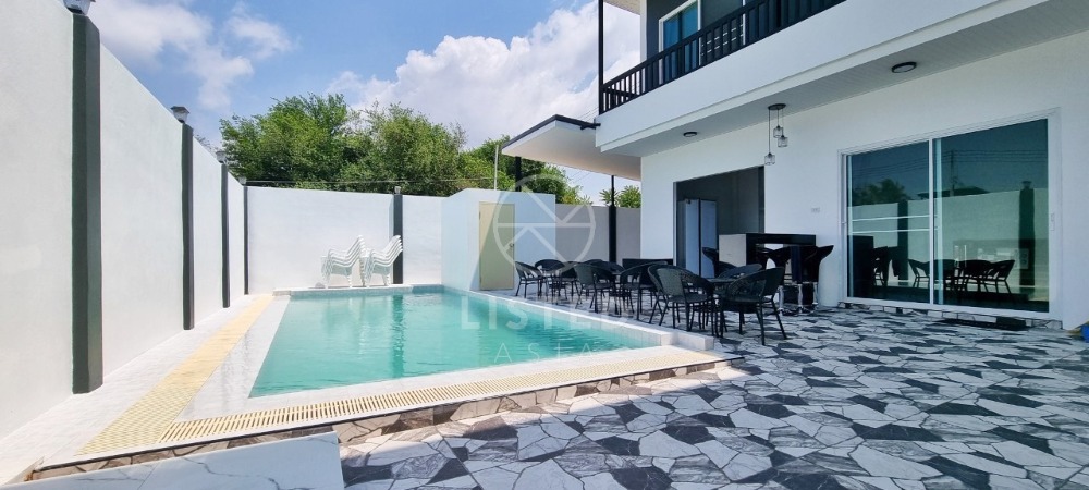 For SalePattaya, Bangsaen, Chonburi : 5 Bedrooms modern luxury pool villa for sale in Huai Yai, Bang Lamung