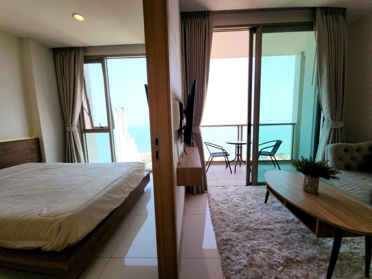 ให้เช่าคอนโดพัทยา บางแสน ชลบุรี สัตหีบ : Riviera Wongmat Beach Rental 23,000/ 1Br35 sq.m. Seaview