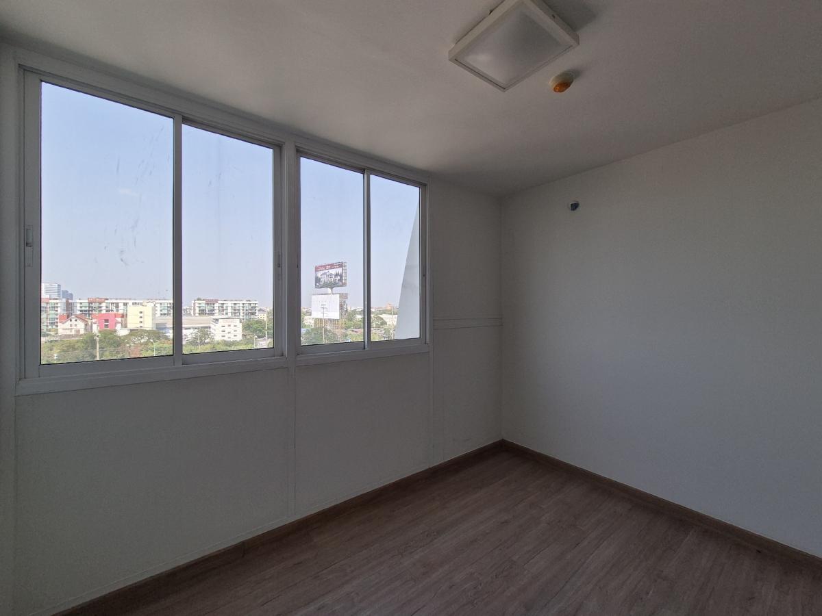 For SaleCondoPattanakan, Srinakarin : Sell ​​empty rooms in good condition, cheap, near ARL and MRT, Yellow Line, Hua Mak Station and Stamford University @ Bliss Condominium, Rama 9-Hua Mak