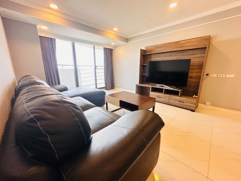 For RentCondoPattanakan, Srinakarin : Rent a 3 -bedroom condo 162 sqm. Phatthanakan Srinakarin area