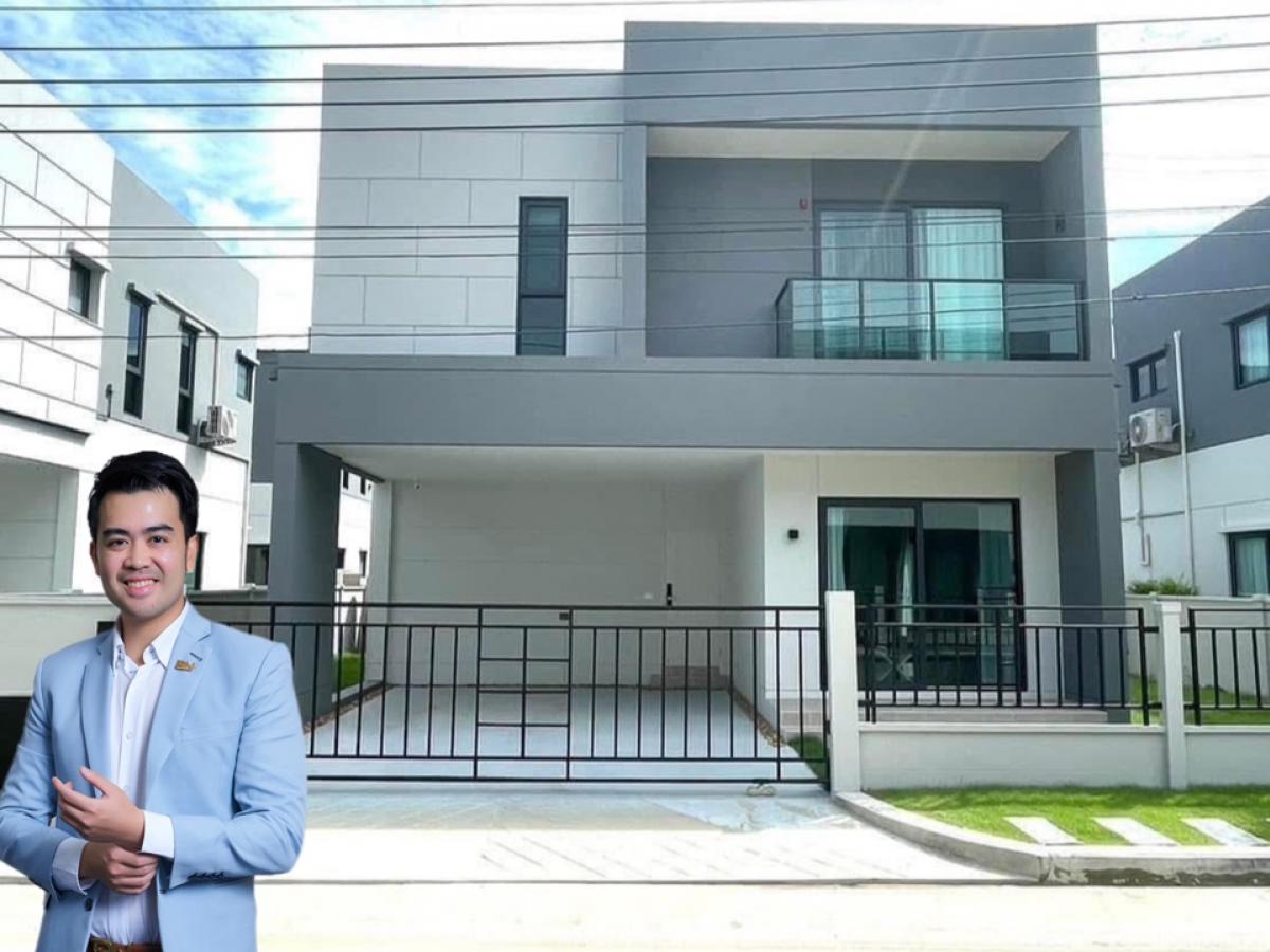 For RentHouseBangna, Bearing, Lasalle : Rent a luxurious detached house, Centro Bangna | near Mega Bangna and leading international schools (1 km from Concordian) | 3 bedrooms, 3 bathrooms | complete decoration