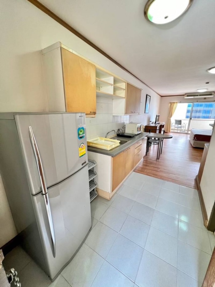 For SaleCondoSriracha Laem Chabang Ban Bueng : For sale! Studio room with furniture, Sriracha Bayview Condominium