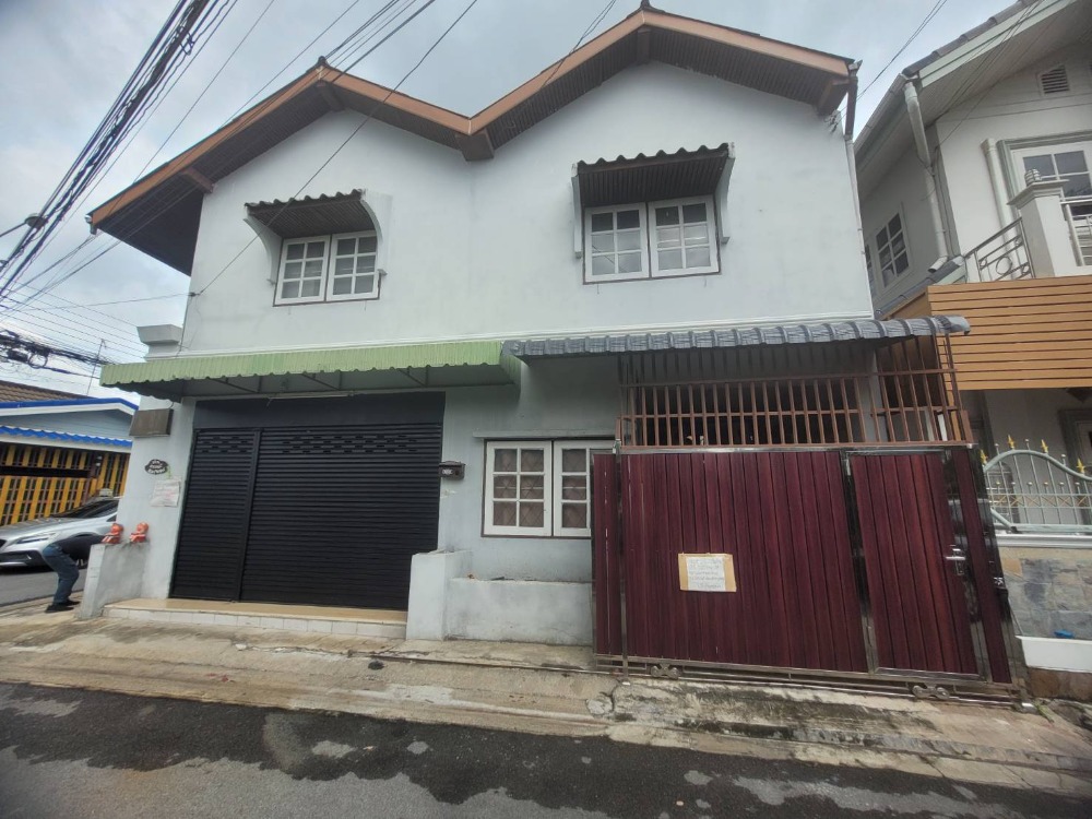 For RentHouseYothinpattana,CDC : P-148454 House for rent Poonsiri 2 village  fully furnished (Confirm again when visit).