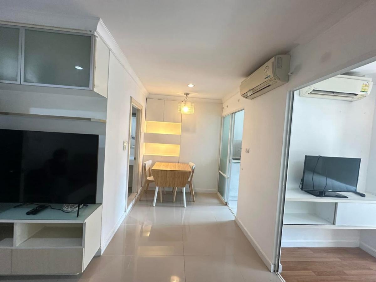 For RentCondoRama9, Petchburi, RCA : Rent: Lumpini, Rama 9, Building B. Floor 21, Size 38 sqm. Firing, complete electrical appliances, has a washing machine, rental 15,000 baht per month, with 1 February 68, 1 year contract, 2 months, 1 month in advance. Interested contact