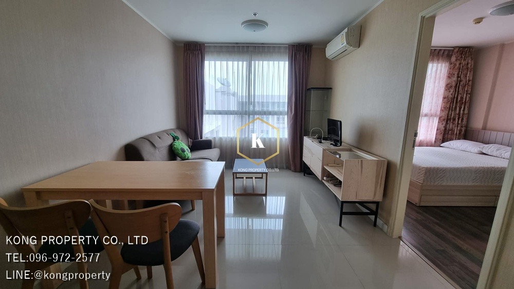 For RentCondoWongwianyai, Charoennakor : Condo for rent.