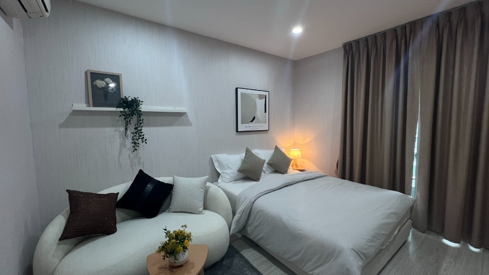 For SaleCondoBangna, Bearing, Lasalle : Condo for investment or self -residence near the university and the center of Ideo Mobi Sukhumvit Eastgate