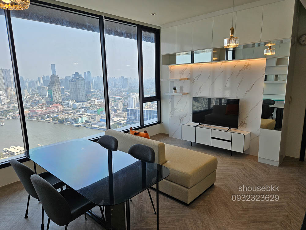 For RentCondoWongwianyai, Charoennakor : 🔥 2 bedroom condo for rent, Chapter Chareon Nakhon, new building, central, very beautiful 🔥