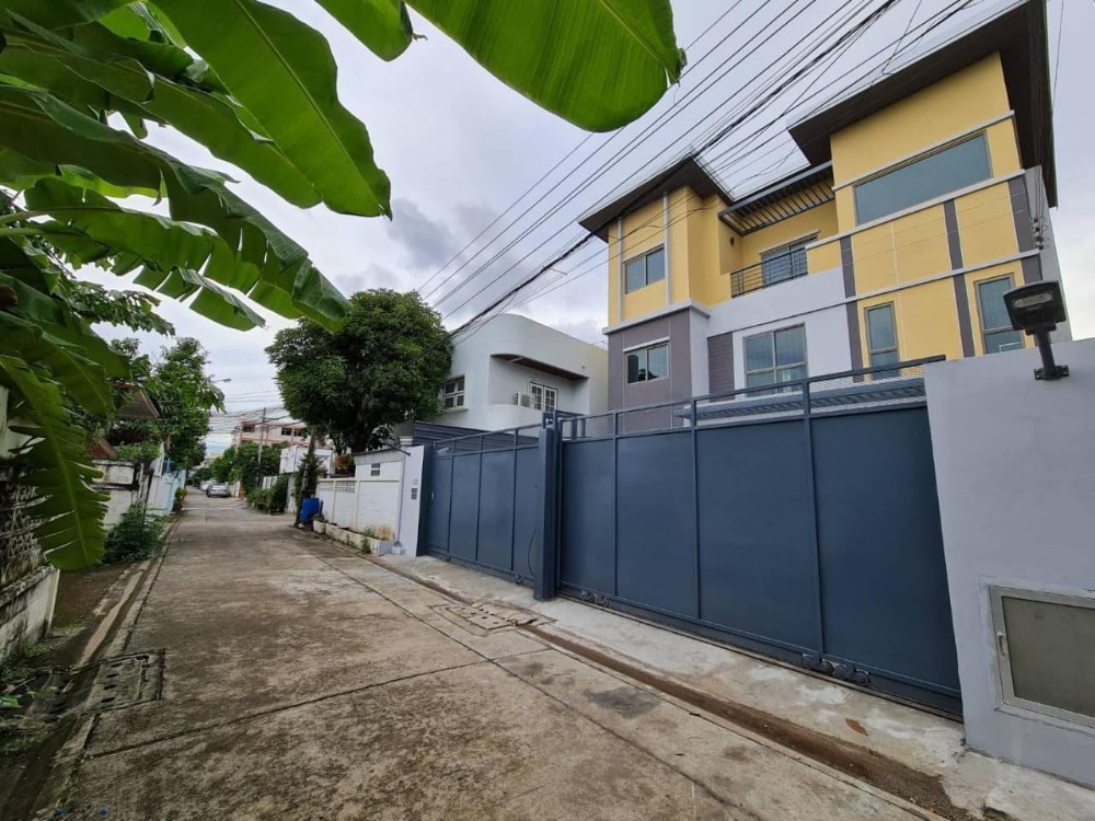 For SaleHouseLadprao, Central Ladprao : Ww25001 House for sale in Soi Lat Phrao 1, Intersection 19 #Detached House near Central Ladprao #Single house in Lat Phrao area