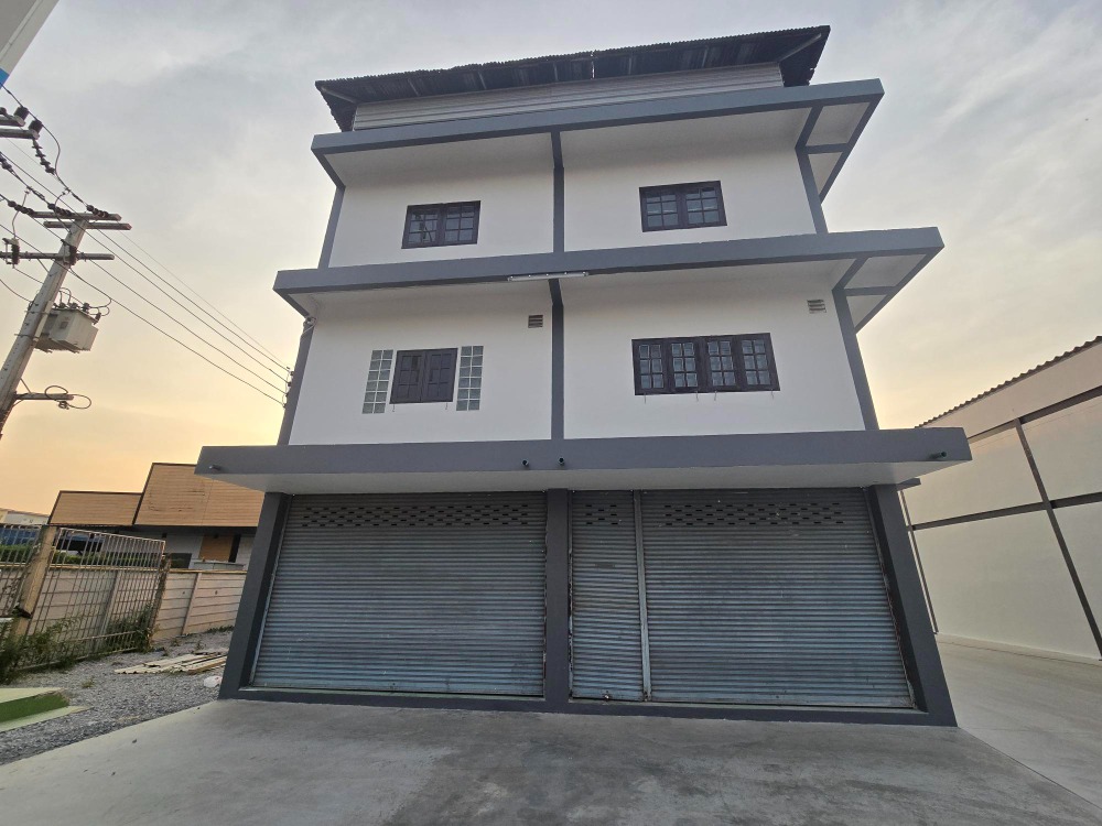 For RentWarehousePhutthamonthon, Salaya : For rent, 3 -storey office building with warehouses of over 2,200 square meters, next to Phutthamonthon Sai 4 Road, Nakhon Pathom Province (Golden location)