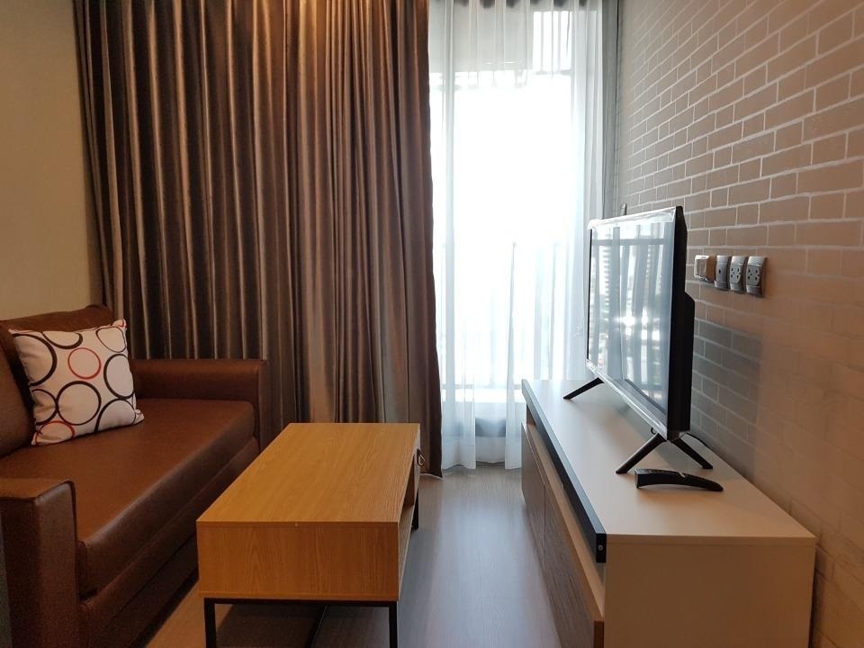 For RentCondoLadprao, Central Ladprao : LIFE LADPRAO 200 meters from BTS Five Lat Phrao 1 Bedroom 36 sq.m.