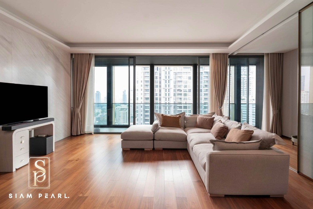 ขายคอนโดสุขุมวิท อโศก ทองหล่อ : Sale!! High-rise ultra-luxury condominium in Phrom Phong I The Estelle Phrom Phong