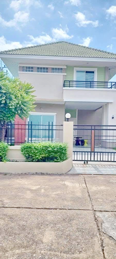 For RentHouseRama5, Ratchapruek, Bangkruai : Rent a 2 -story detached house after the corner is ready to move in immediately. Ratchaprit-Chaiyut Road