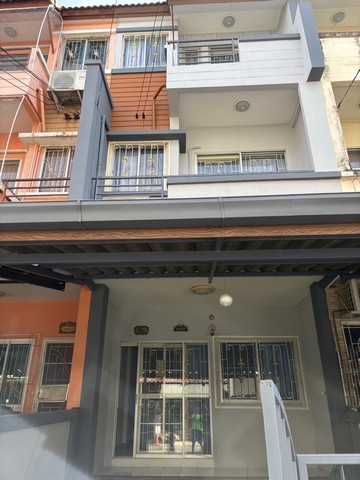 For RentTownhouseNawamin, Ramindra : 3 -story townhome rental in Watcharapol Sukhaphiban 5 Ekkorn Village, near Watcharapol Intersection MRT Watcharapol and Expressway