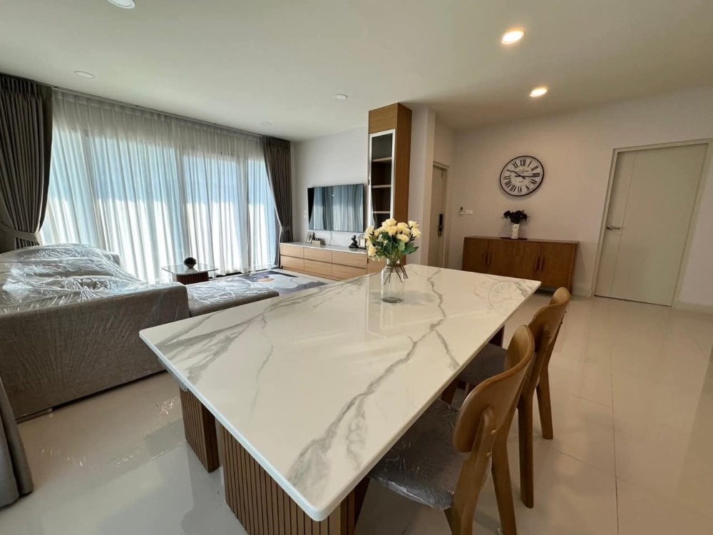 For RentHouseBangna, Bearing, Lasalle : 💥 Rent 110,000 baht, detached house, Centro Bangna Project, Sentro Bangna 1 (new project), next to the Kanchanaphisek Expressway, Bang Na-Ring Road, only 5 minutes from Mega