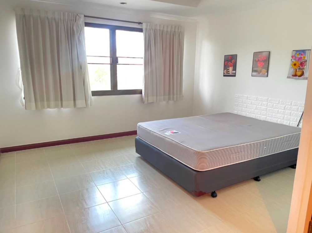 For RentCondoChaengwatana, Muangthong : Rent a 3 -bedroom condominium, beautiful, beautiful, close to Central Plaza Chaengwattana. Interested in Atline.@841QLNR