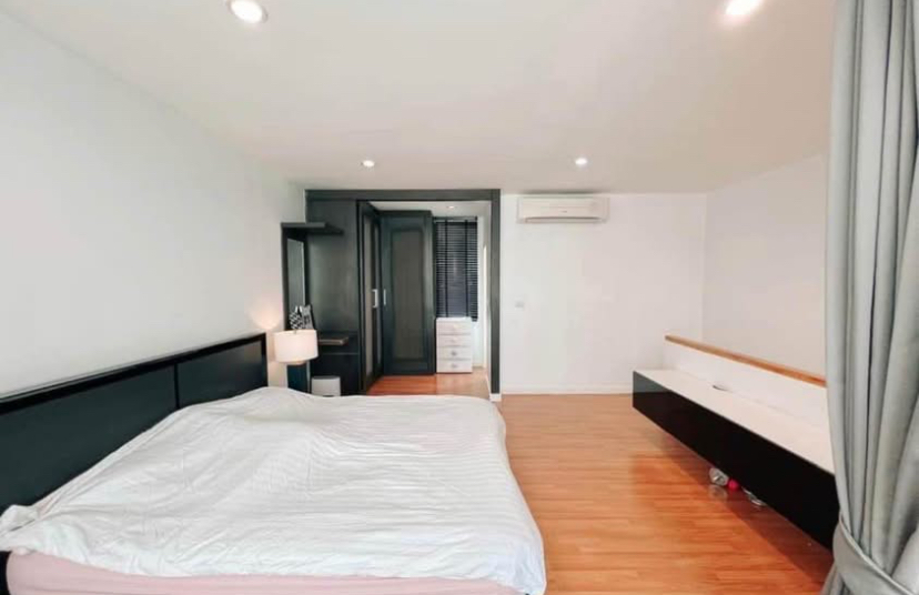 For RentTownhouseLadkrabang, Suwannaphum Airport : Rent a townhome, The Metro Rama 9, decorated in modern style near Thenine Rama 9.