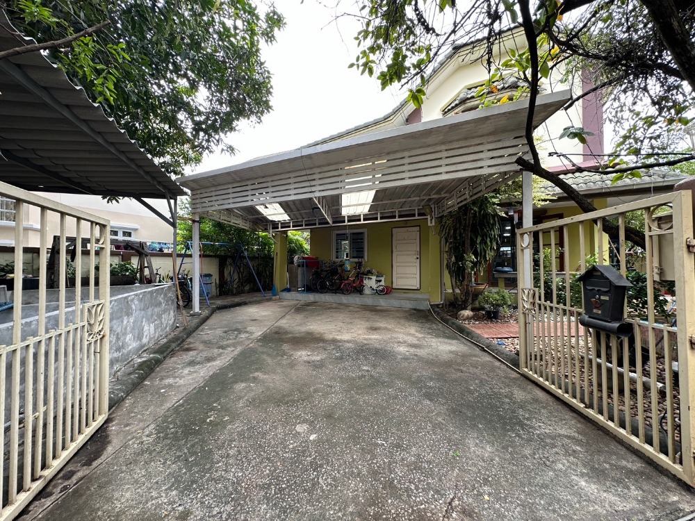 For SaleHouseMin Buri, Romklao : Thararom Park Way Home Ramkhamhaeng 150 /5 Bedrooms (Sale), Tarom Parkway Home Ramkhamhaeng 150 /5 Bedrooms (SAL) Dear121