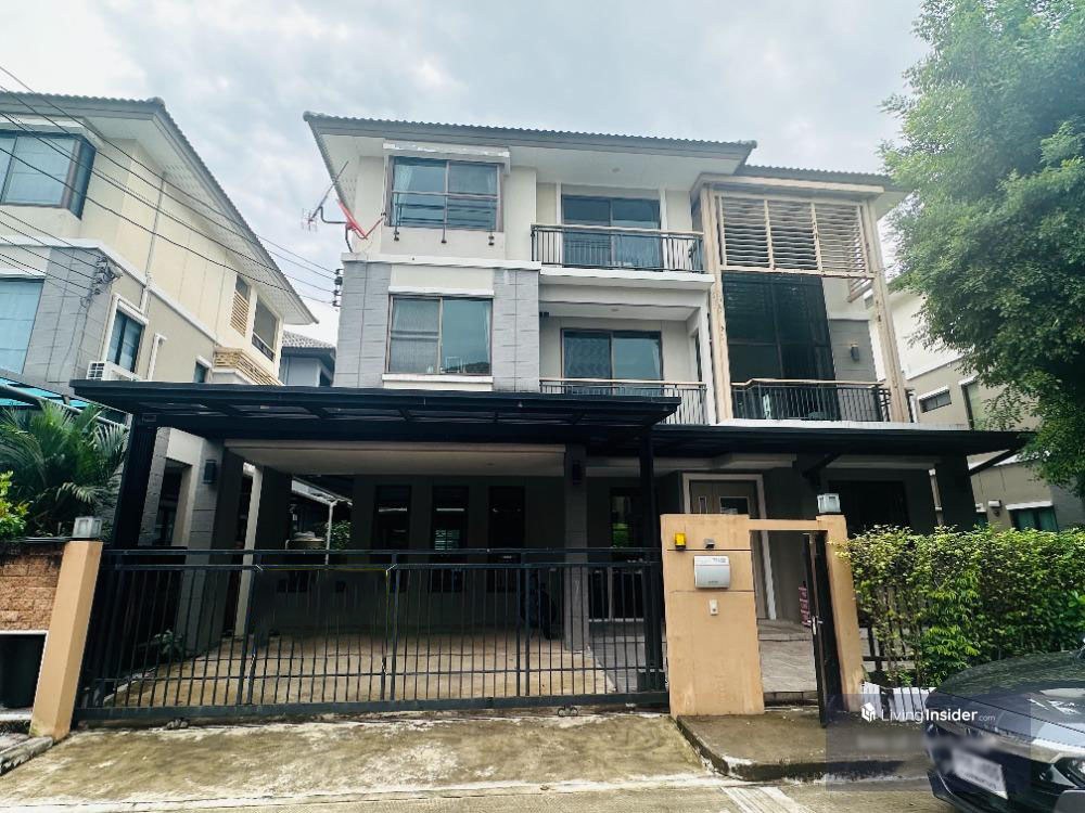 For RentHousePattanakan, Srinakarin : 3-storey house with beautiful decorative furniture for rent in Phatthanakan-Suan Luang, near Lotus Phatthanakan, only 2.3 km.