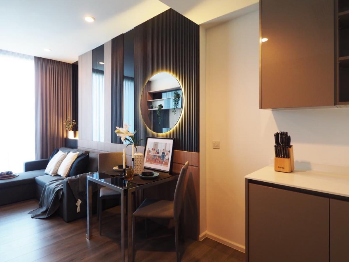 For RentCondoOnnut, Udomsuk : For rent Whizdom Essence Layout 2 bedrooms privacy zone high floor