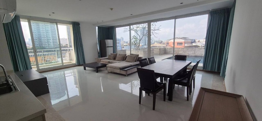 For RentCondoSathorn, Narathiwat : The Empire Place Fully furnished 370 sq.m. with private pool