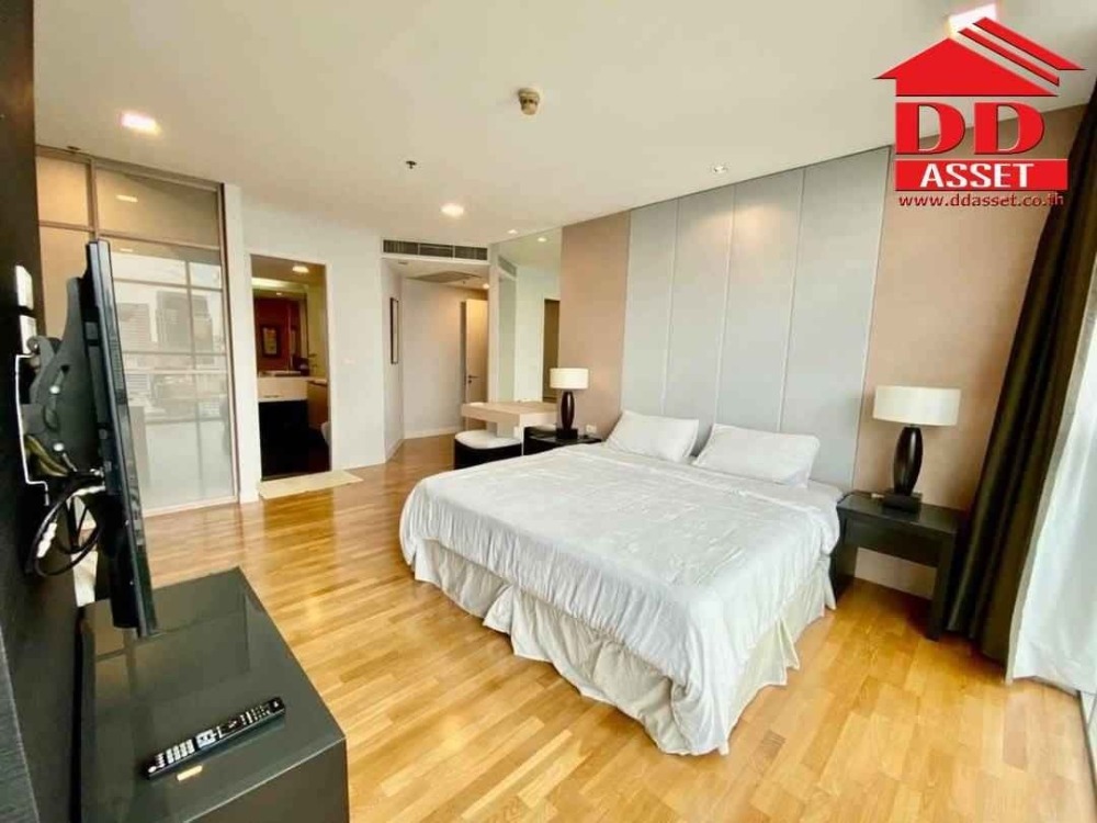 ขายคอนโดสาทร นราธิวาส : For Sale / For rent Condo Urbana Sathorn เออร์บาน่า สาทร รหัส : C8293