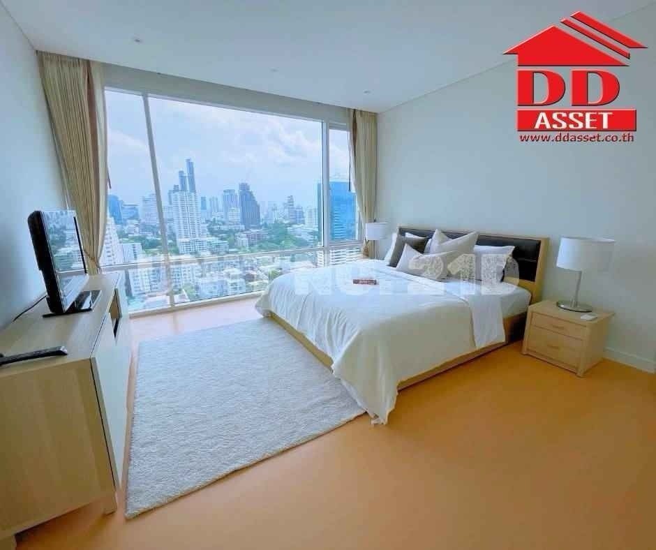 For RentCondoSukhumvit, Asoke, Thonglor : For Rent Fullerton Sukhumvit Near BTS EKKAMAI Code: C8294